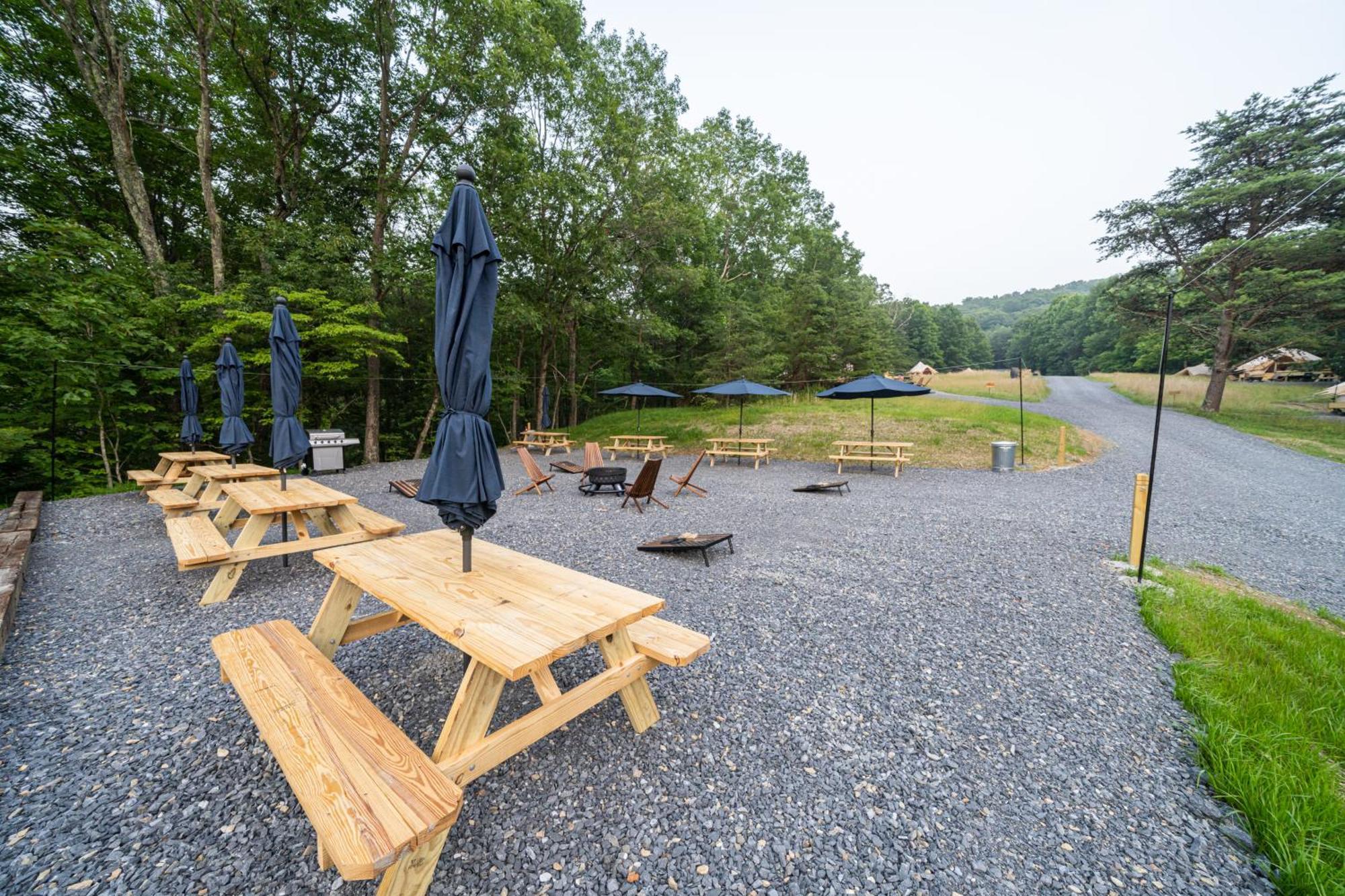 Hotel Firefly Ridge Luxury Retreat Great Cacapon Exterior foto