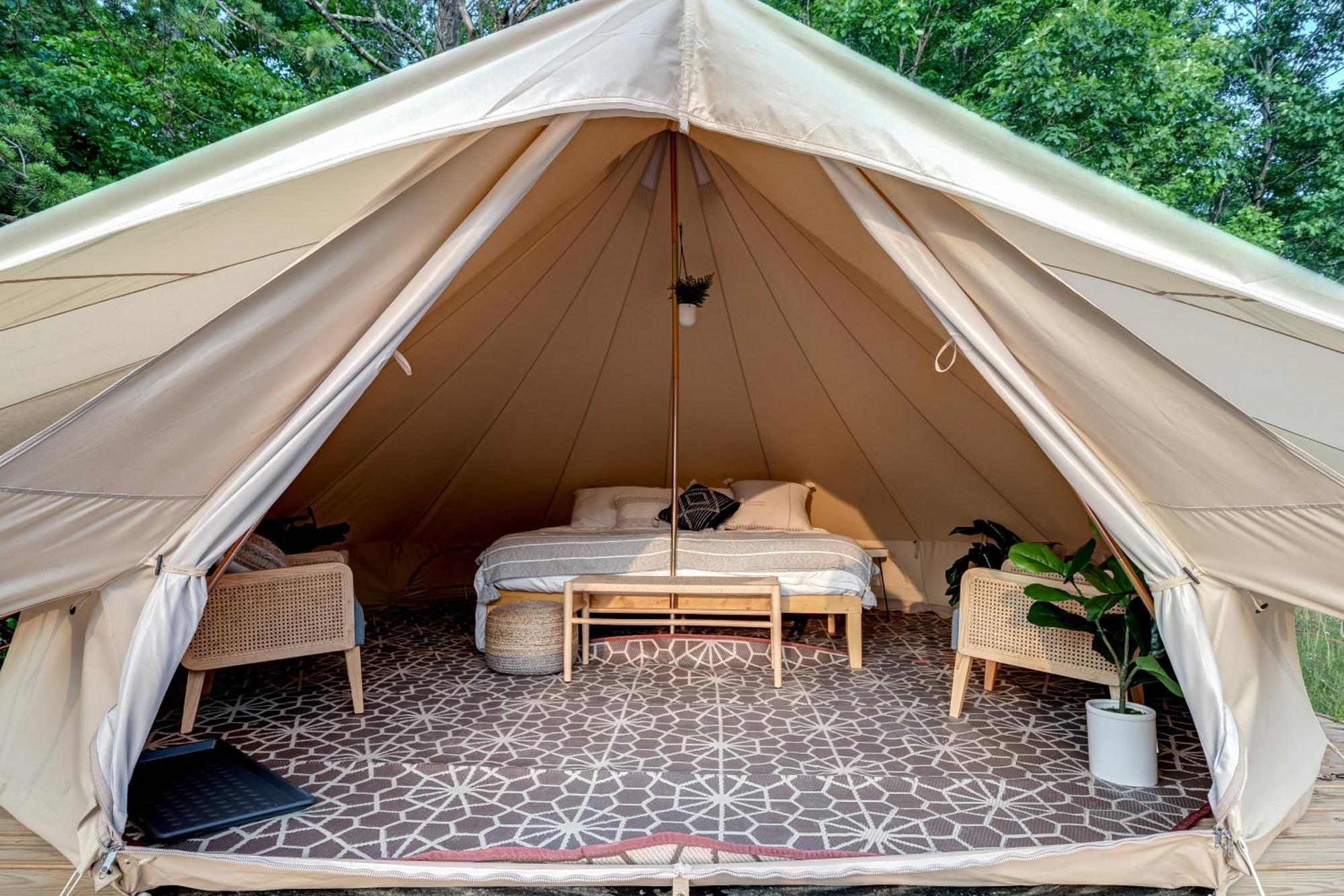 Hotel Firefly Ridge Luxury Retreat Great Cacapon Exterior foto