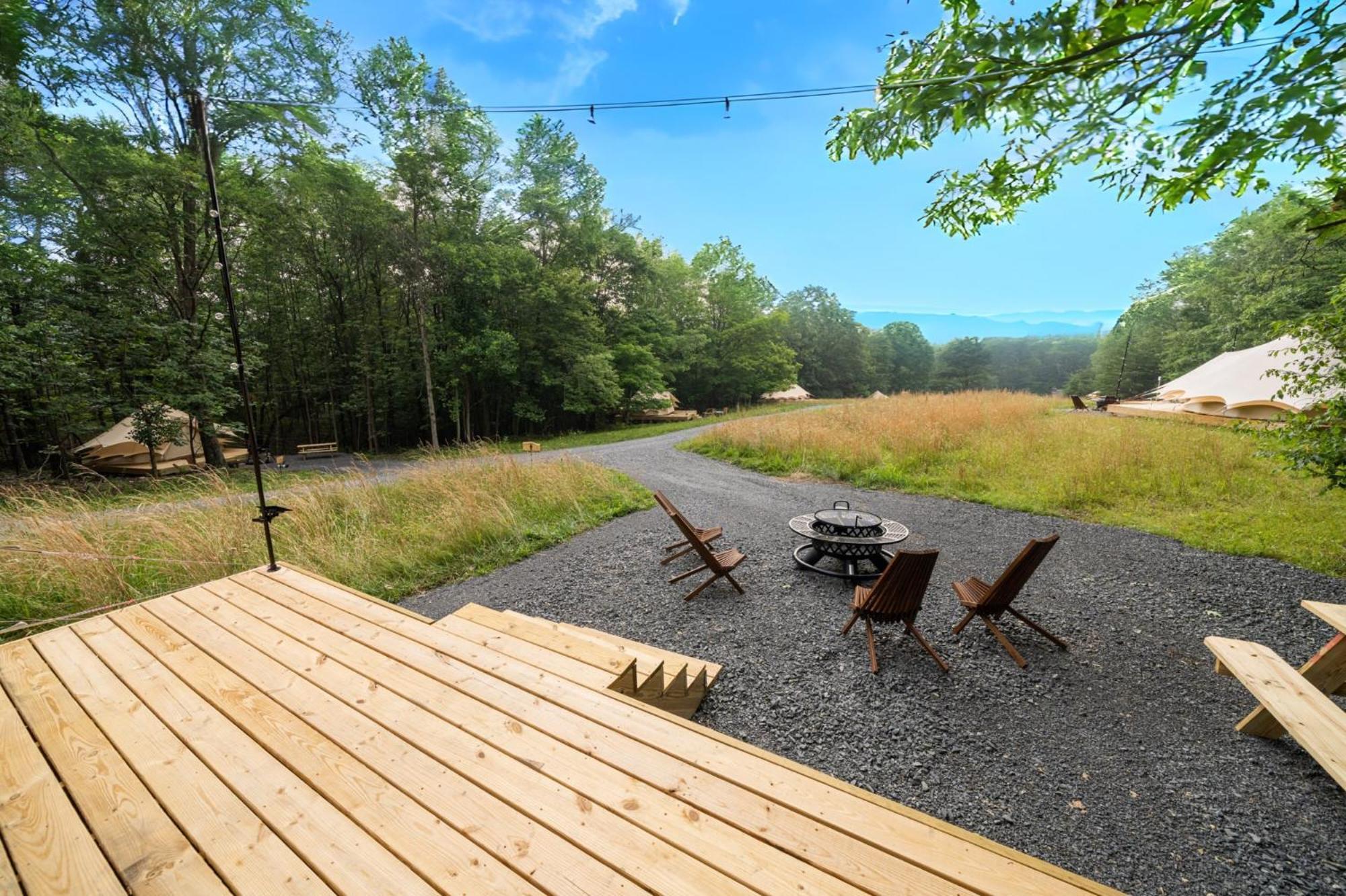 Hotel Firefly Ridge Luxury Retreat Great Cacapon Exterior foto